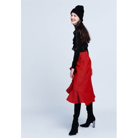 le 406a and b - Long asymmetric skirt with ruffle detail