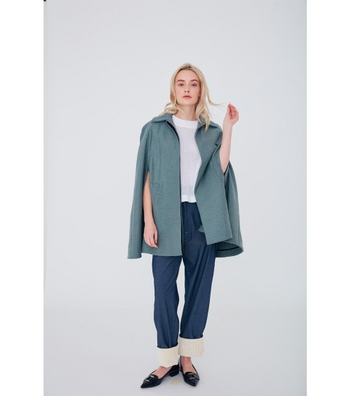 Sleeveless jeans-style jacket/coat with classic seam details