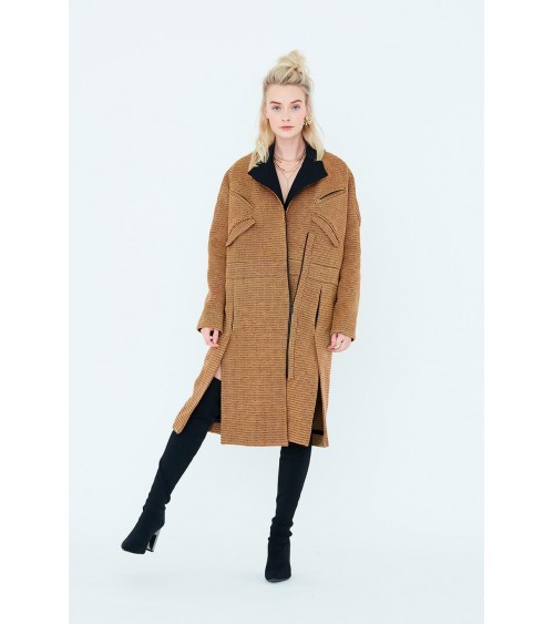 Le 805 Coat/jacket with saddle sleeves and « biker style » seams