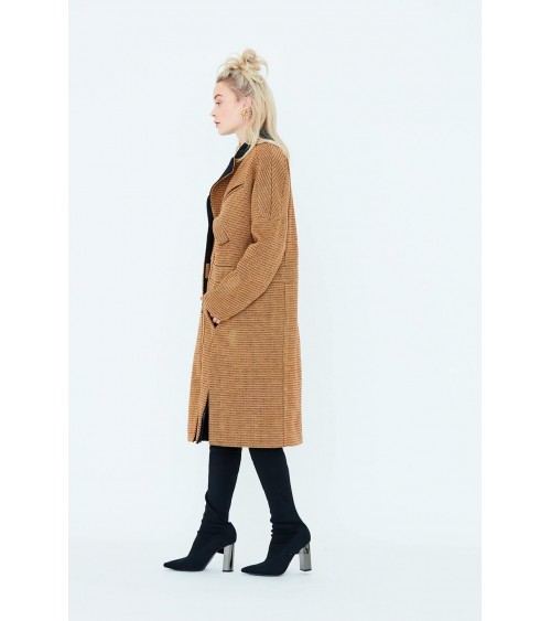 Sleeveless jeans-style jacket/coat with classic seam details