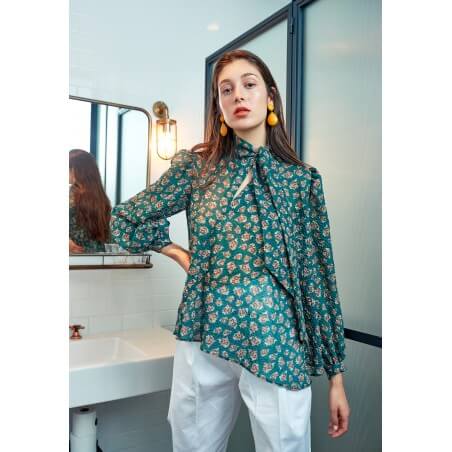 Le 608 Léa Blouse à col noué soie beige poils